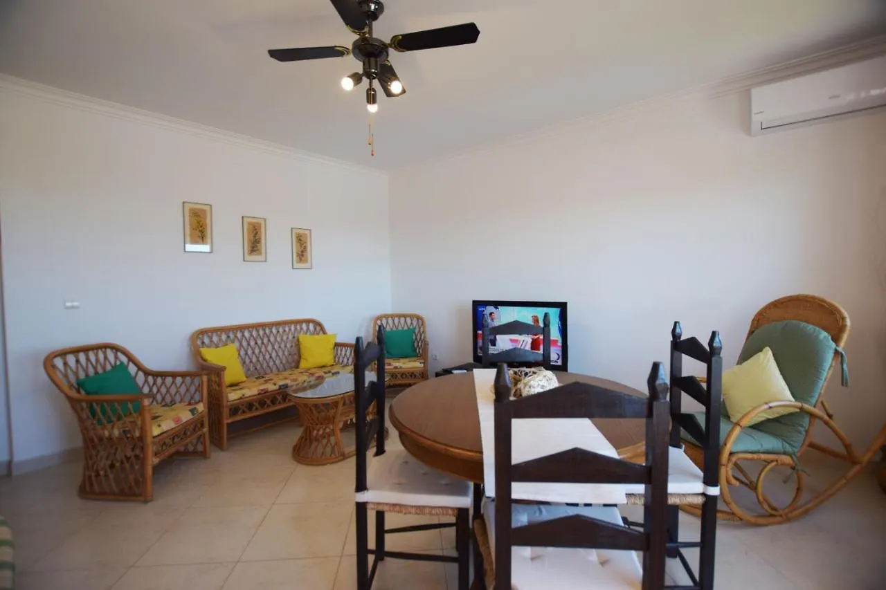 Carob By Algartur - 3 Mins Downtown - Terrace Apartment Santa Luzia  Portugal
