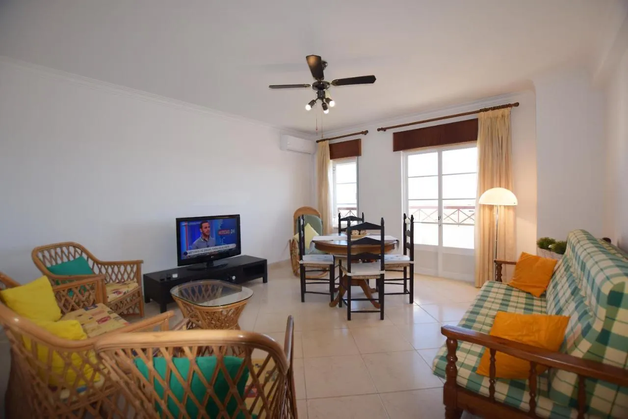 Carob By Algartur - 3 Mins Downtown - Terrace Apartment Santa Luzia