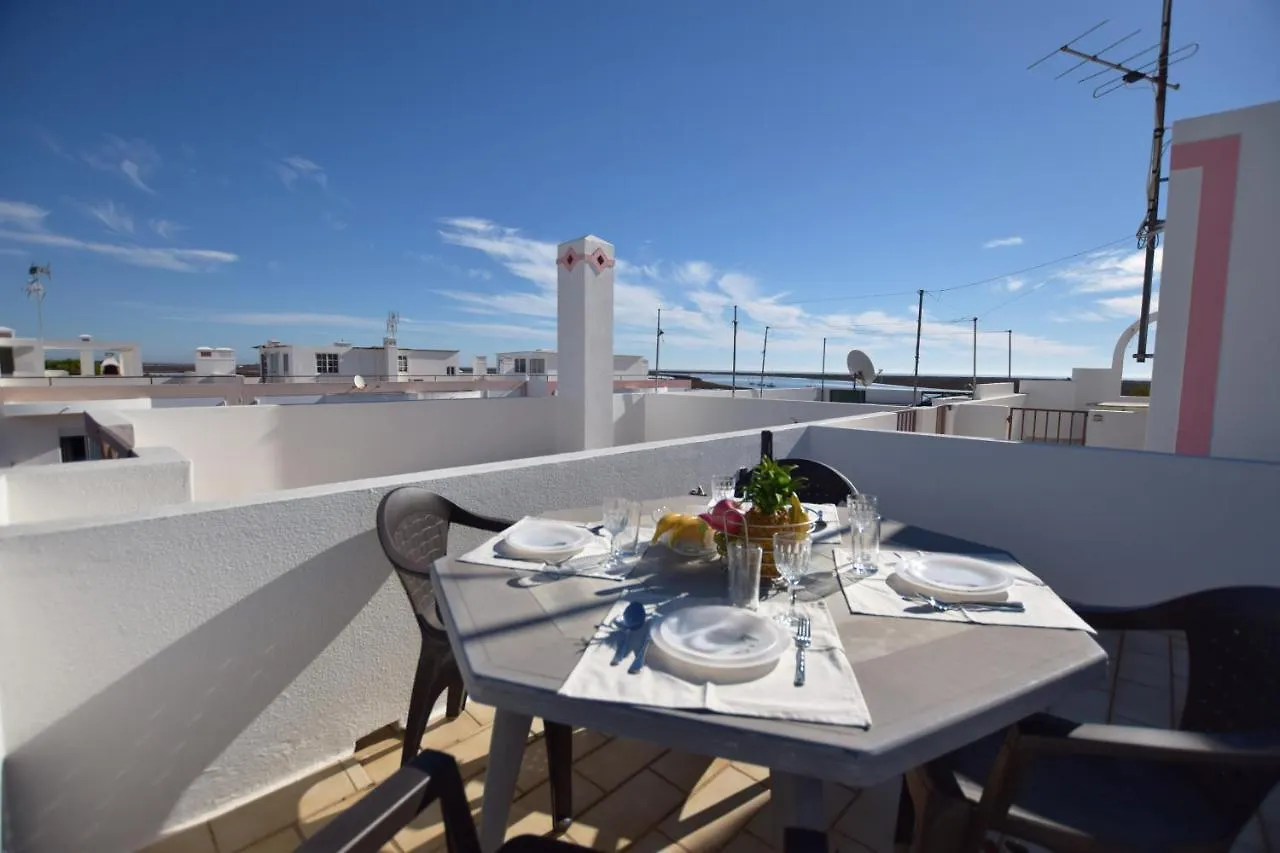 Carob By Algartur - 3 Mins Downtown - Terrace Apartment Santa Luzia  0*, Santa Luzia (Tavira)