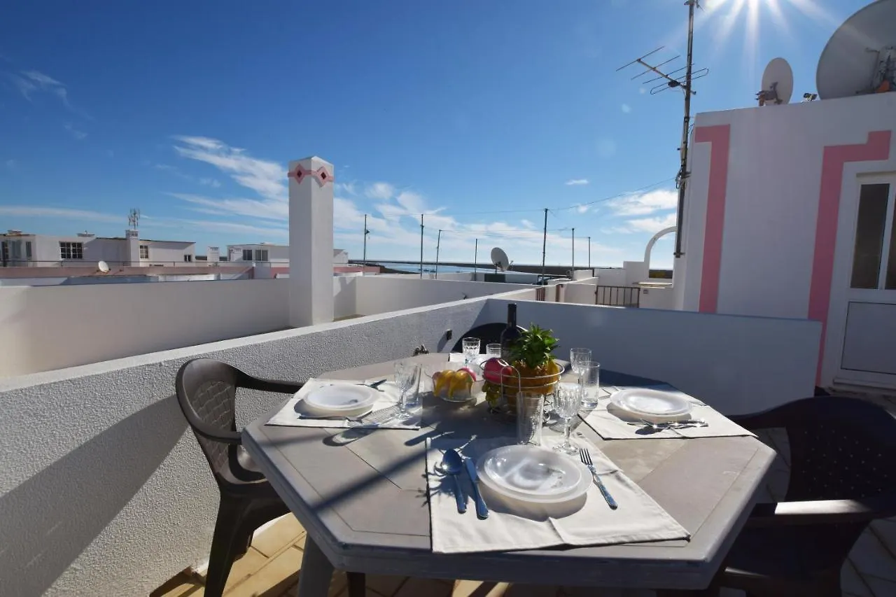 Carob By Algartur - 3 Mins Downtown - Terrace Apartment Santa Luzia  Portugal